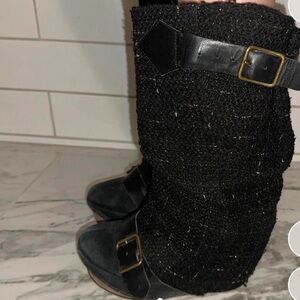THE iconic irregular choice longer lashes slouch boots in all black